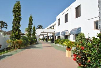 Paradise Suites Hotel Kololi Eksteriør bilde